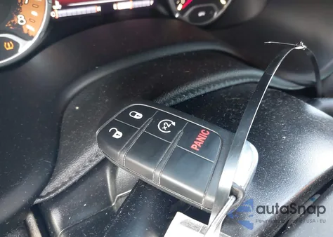 2018 Jeep Renegade Trailhawk 4X4 из США, поврежденный, VIN ZACCJBCB9JPH10531